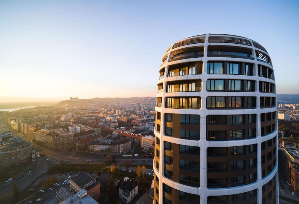 Sky-Park Flat&Parking Apartment Bratislava Exterior photo